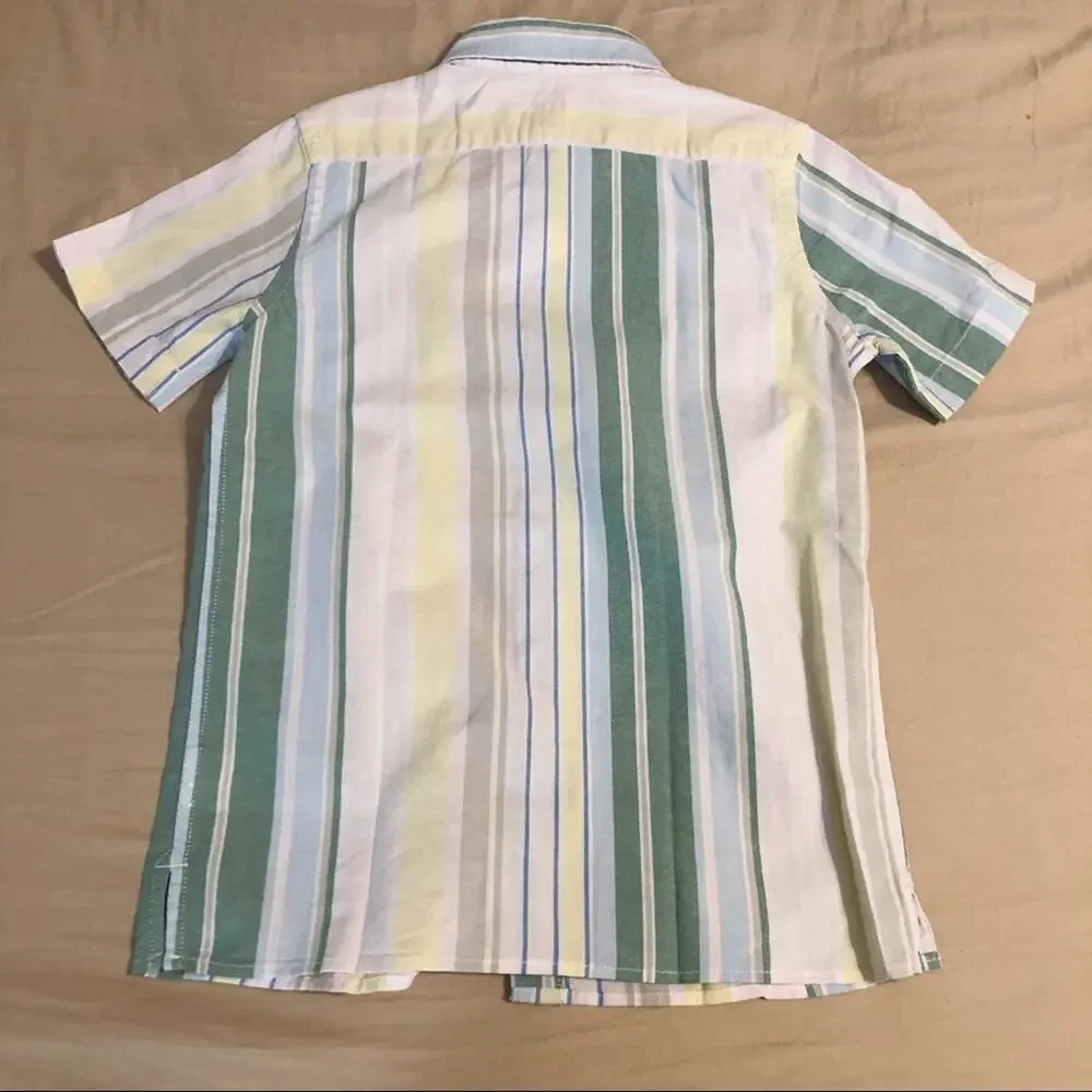 NWT Gap Size Small Boys Pastel Striped, Short Sleeved Button Down Shirt